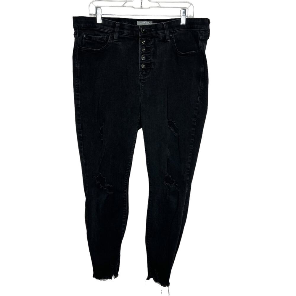 TORRID / black sky high skinny button fly premium stretch jeans / 18
